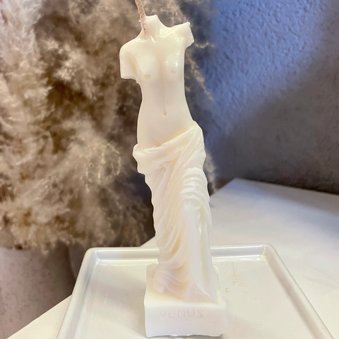 Venus-Kerze – Handgemachte Körperkerze aus der Schweiz
