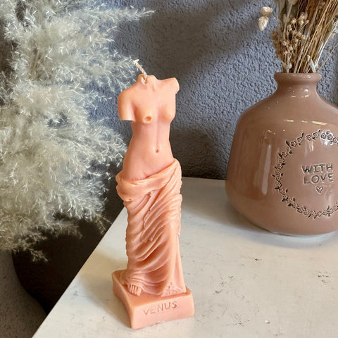 Venus-Kerze – Handgemachte Körperkerze aus der Schweiz