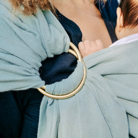 Ring Sling Tragetuch – Ergonomisch & aus Leinen – Farbe Marineblau